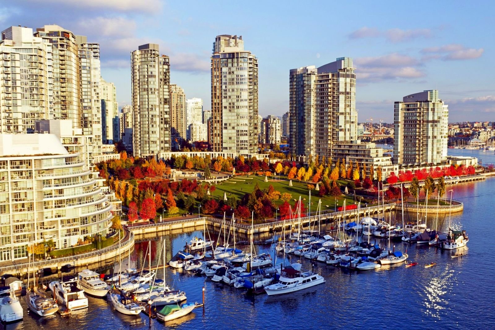 CANADA: VANCOUVER - ĐẢO VICTORIA – TORONTO