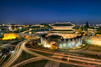 SEOUL – SUWON LÀNG Ý PINOCCHIO E DA VINCI – NHÀ HÁT NGOÀI TRỜI CAMPUS